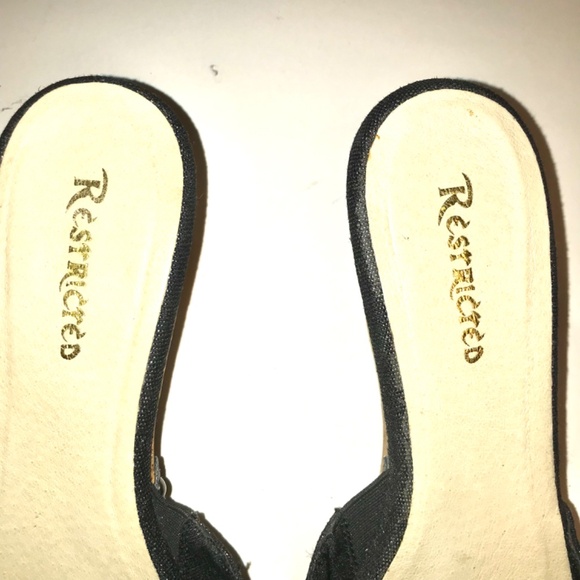 Restricted Black Silver Fleck Cork Wedge Sandals Slides Bow Studded Size 10 - Picture 8 of 13